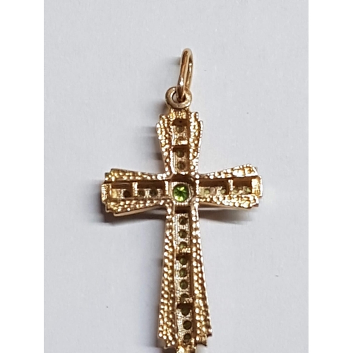 261 - 14ct Gold Cross Pendant with Green Stone (Approx 30 x 1.8cm Overall) Total Weight 2.77gr