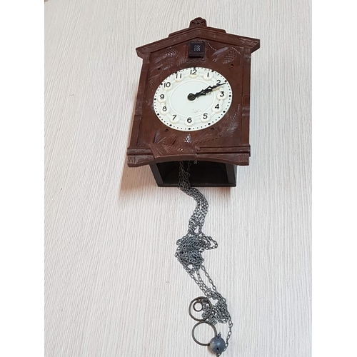 285 - Vintage 'Majak' Bakelite Cuckoo Clock, Made in USSR (Circa 1970's), Nb. A/F and Missing Pendulum and... 