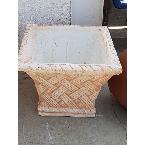 287 - Large Square Clay Plant Pot with Wicker Effect Pattern (48 x 48 x 36cm)