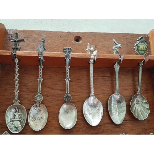 366 - Vintage / Retro Collectable Souvenir Spoons (12) Together with Wooden Display Wall Shelf (23 x 28cm)