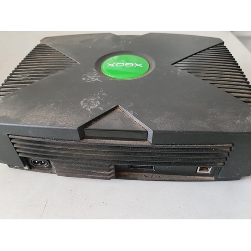 527 - Xbox Video Game System (WA98052-6399 USA), with 2 x Gaming Controllers (A/F, Un-Tested)