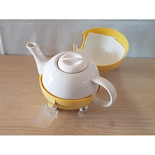 655 - Various Retro Porcelain Tea Pots, Made in England Modern Porcelain Made in Germany and Funky Tea Pot... 