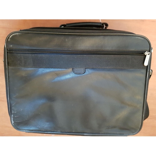 579 - Targus Laptop Bag