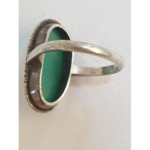 831 - Solid Sterling Silver Green Stone Ladies Rings, Total Weight 6.3grms