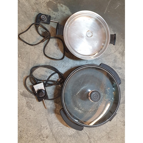 833 - Vintage and Retro Electric Pans with Lids (A/F, Un-Tested), (2)