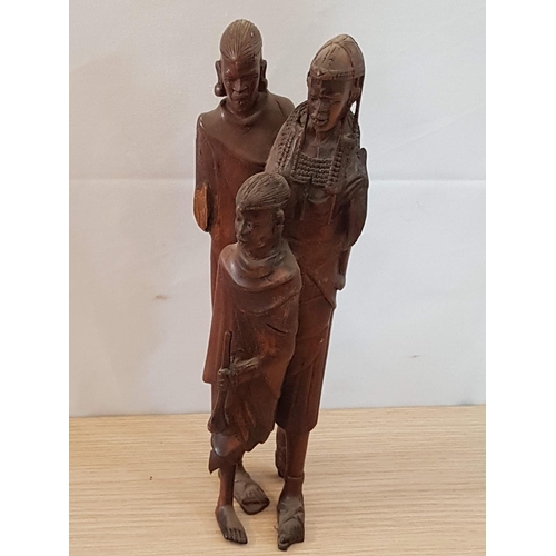 102 - African Family Wooden Sculpture (H:25cm)