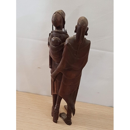 102 - African Family Wooden Sculpture (H:25cm)