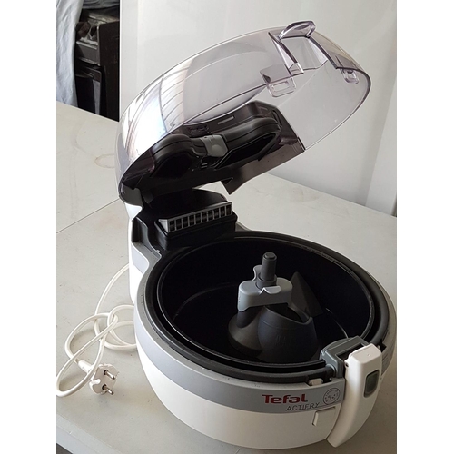 559 - Large Tefal Actifry Family Airfryer (Un-Tested)