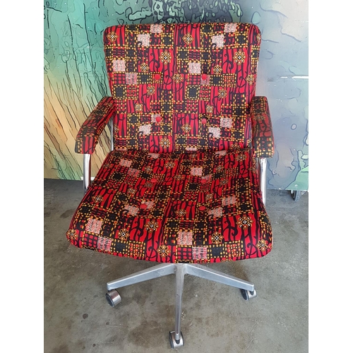 504 - Retro Patterned Fabric Office Chair (A/F)  
*Donated for Friends Hospice Foundation*