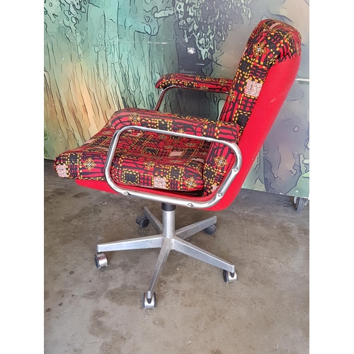 504 - Retro Patterned Fabric Office Chair (A/F)  
*Donated for Friends Hospice Foundation*