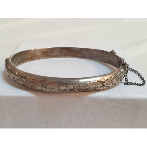 544 - Antique Vintage Solid Sterling Silver Ladies Engraved Hinged Bracelet S&E Chester, Total Weight 11.8... 