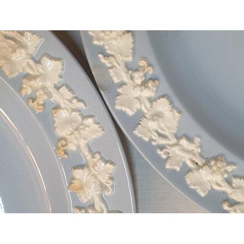 56 - 4 x Blue Wedgwood (Glazed) Dinner Plates with Grapevine Wreath Rim Pattern (Ø25.5cm each), (2 x A/F)