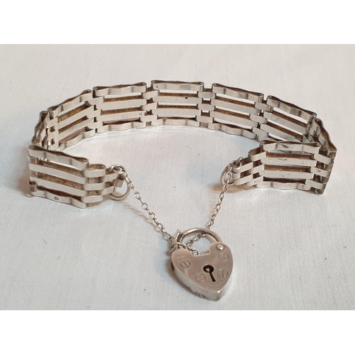 563 - Sterling Silver Hallmarked London, 4 - Bar Gat Bracelet with Heart Clasp, Total Weight 13grms