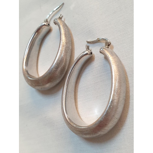 583 - Sterling Silver Hallmarked .925 Brushed Finished Ladies Earring / Ring Set, Italy, Total Weight 20.2... 