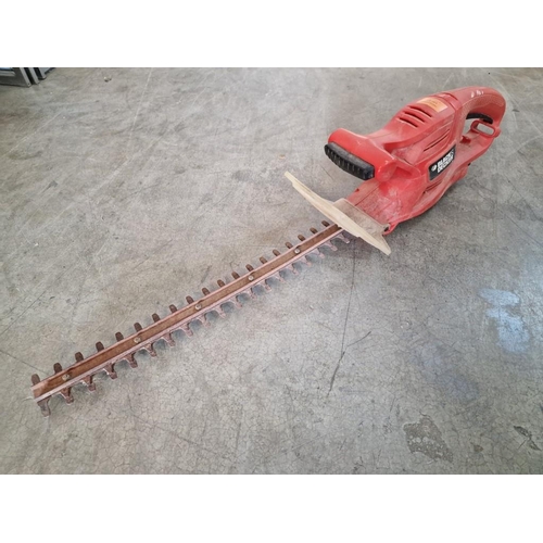 519 - Black & Decker Electric Hedge Cutter, (Model: GT4245), Nb. A/F: No Power Cable, Untested