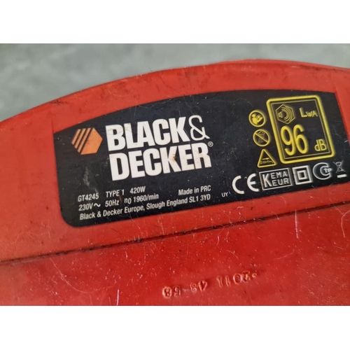 519 - Black & Decker Electric Hedge Cutter, (Model: GT4245), Nb. A/F: No Power Cable, Untested