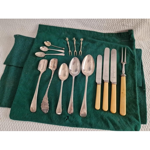 804 - Qty of Assorted Silver Plated Flatware and 2 x Felt Drawer Liners