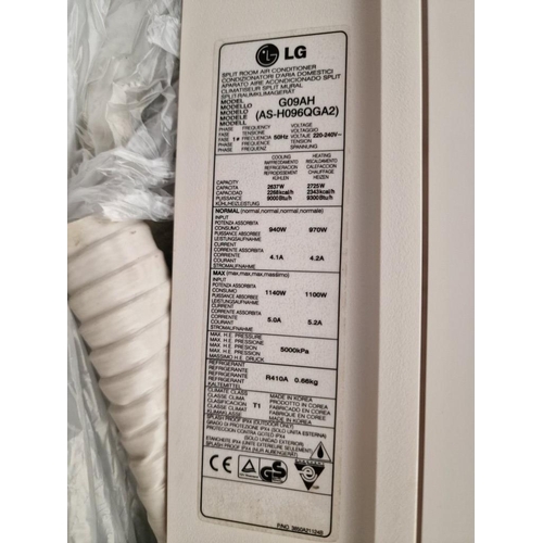 820 - LG 9,000 Btu Air Conditioning Unit (Spilt Unit For Heating & Cooling), Model: G09AH.