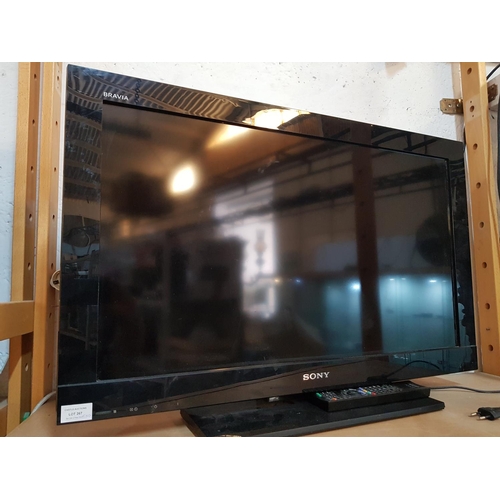 842 - Sony Bravia LCD Digital Colour TV, Model; KDL-32BX300 32