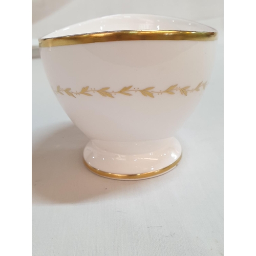 115 - Royal Doulton English Fine Bone Chine in 