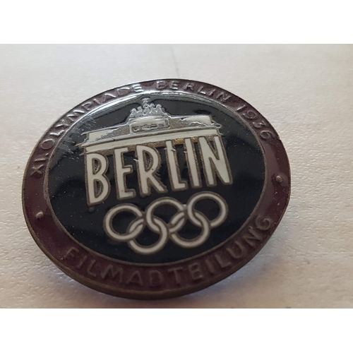 591 - WWII Berlin 1936 Olympic Filmmaker Badge