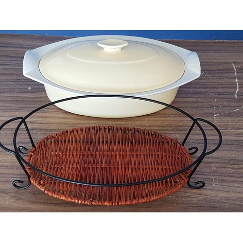 594 - Oval Ceramic Dish / Casserole Dish with Lid in Metal Holder