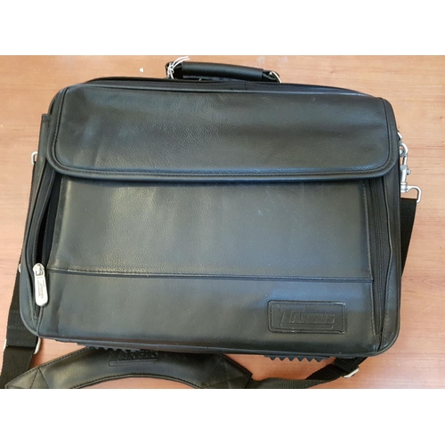 772 - Targus Laptop Bag