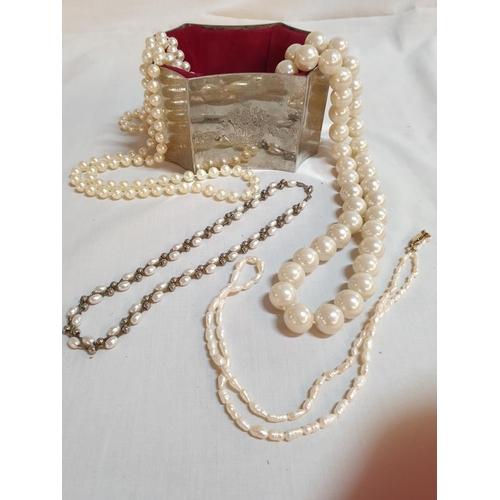 118 - Collection 4 x of Pearl Necklaces in Different Style, Sizes etc in Vintage Style Jewellery Box