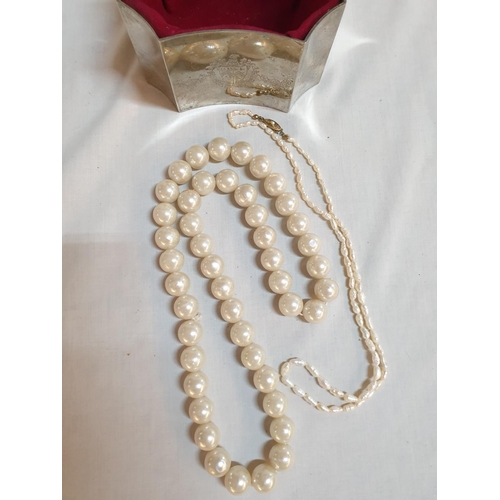 118 - Collection 4 x of Pearl Necklaces in Different Style, Sizes etc in Vintage Style Jewellery Box