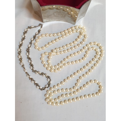 118 - Collection 4 x of Pearl Necklaces in Different Style, Sizes etc in Vintage Style Jewellery Box