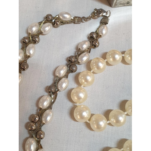 118 - Collection 4 x of Pearl Necklaces in Different Style, Sizes etc in Vintage Style Jewellery Box