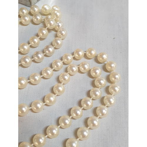 118 - Collection 4 x of Pearl Necklaces in Different Style, Sizes etc in Vintage Style Jewellery Box