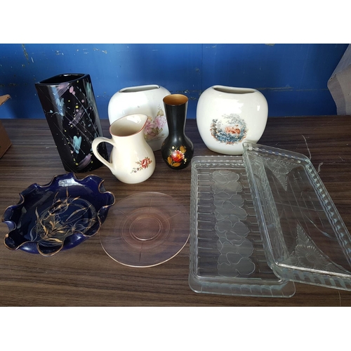 564 - Assorted Retro Collection of Ceramic and Glass Vases, Bowl, Trays etc