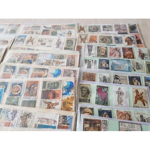 638 - Huge Collection of Vintage, Retro and Modern of 40 x Pages of Approx 10 x Stamps each Page