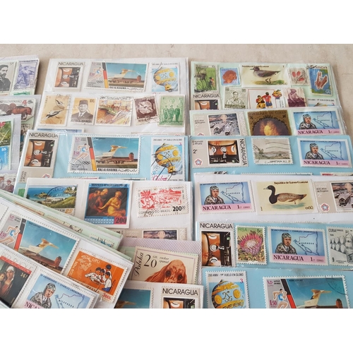 639 - Huge Collection of Stamps from All Over the World (50 x Pages, Approx 10 x Stamps each Page)