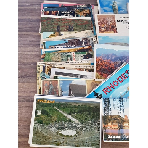 640 - Large Collection of More than 50pcs of Retro Post Cards