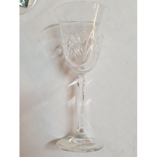 653 - 2 x Set of 4 x Crystal and Hand Decor Heart Wine Glasses (8pcs)