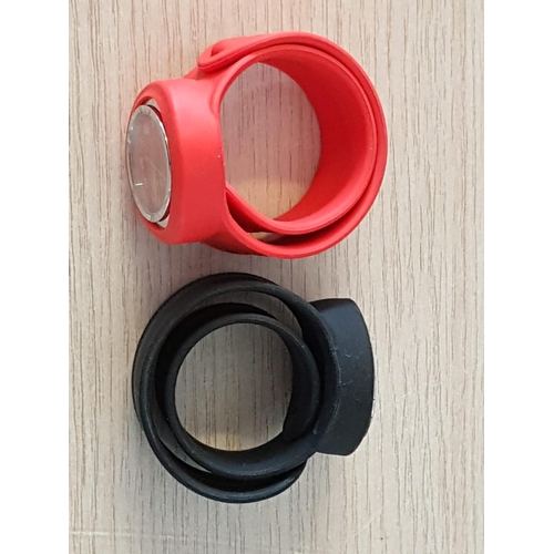 80 - Plum Fashion Round Quartz Watches on Black and Red Silicone Strap (Need Battery)