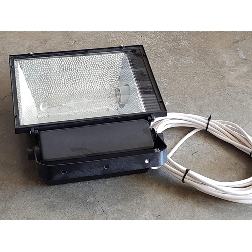 88 - Large Outdoor Halogen Light (Un-Tested)