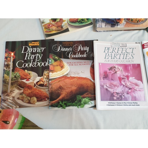 149 - Collection of 15 x Books with Culinary and Bartending Recipes