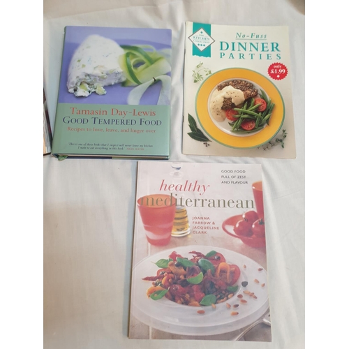 149 - Collection of 15 x Books with Culinary and Bartending Recipes