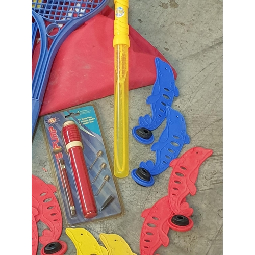 151 - Beach Accessories; Beach Bag, 6 x Rackets, 12 x Diving Fish, Bat Ball, Inflatable