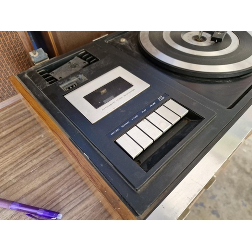 Vintage Sanyo Solid State Stereo Turntable, (Model: GXT