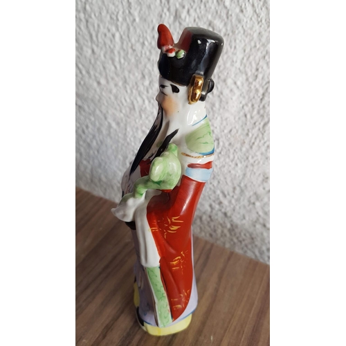 50 - Chinese Wise Men's Porcelain Figurines (H:22cm / H:22.5cm), (2)