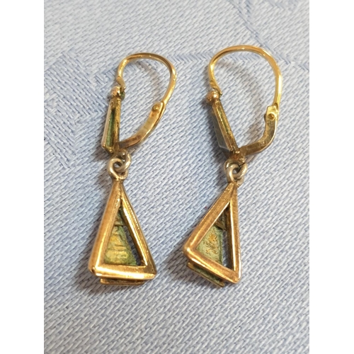 168 - Solid 9ct Gold Ladies Tri-Coloured Earrings with Arabic Hallmark, Total Weight 1.41gr 

* Tested wit... 