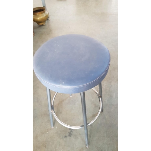 86 - Retro School Chair with 1 x Stool