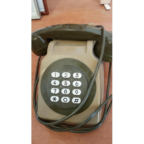 122 - Various Telic S63 Vintage Telephones (Navy Blue / Grey / Beige)