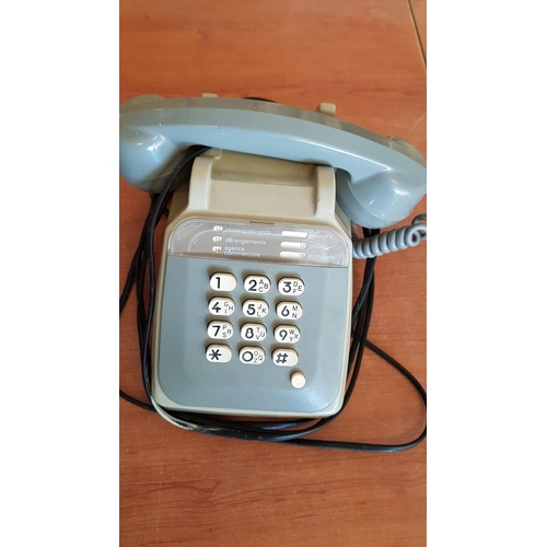 122 - Various Telic S63 Vintage Telephones (Navy Blue / Grey / Beige)