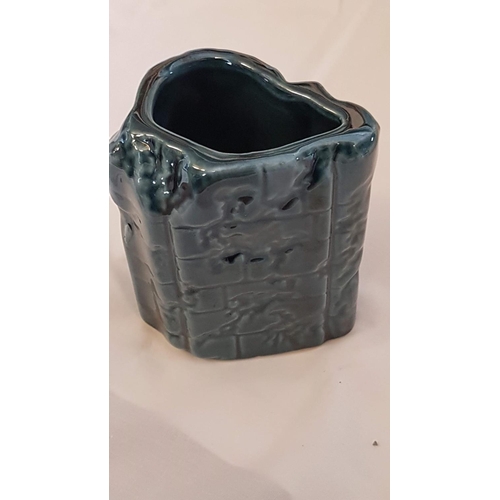 33 - Ceramic Halloween Candle Holders (Approx 26 x 30 x 14cm and H:9.5cm)