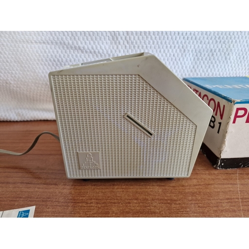 86 - Vintage Slide Viewer, 'Pentacon DB1' in Original Box